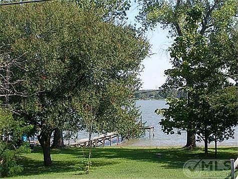 5th image of 1014 W Lake Dr