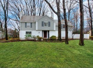 1294 Inglewood Dr, Cleveland Heights, OH