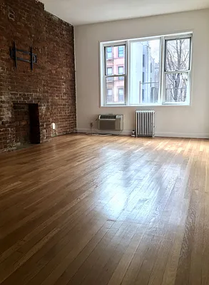 Rented by Comprehensive Management | media 5