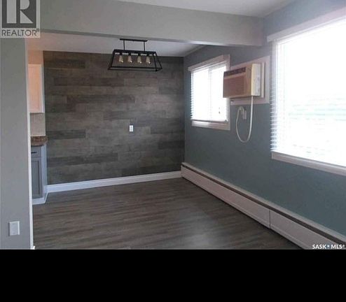 5th image of 1811 8th Ave N #10
