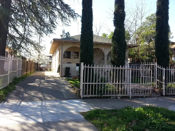 4910 10th Ave, Sacramento, CA 95820