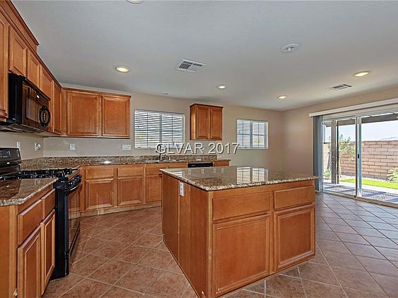 3rd image of 6995 Galeria Posada Ave
