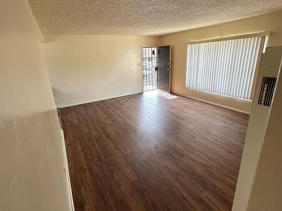 1st image of 10210 Darby Ave APT 4