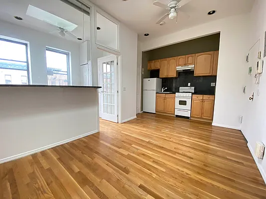 Rented by Best Apartments North Inc | media 1