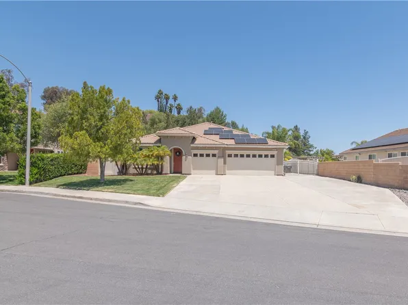 36951 Pebley Ct, Winchester, CA 92596