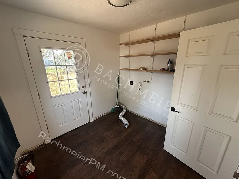 120 SE 17th St — Photo 9