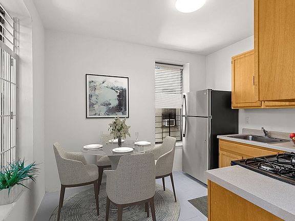 5th image of 103 Lenox Ave Unit 4C