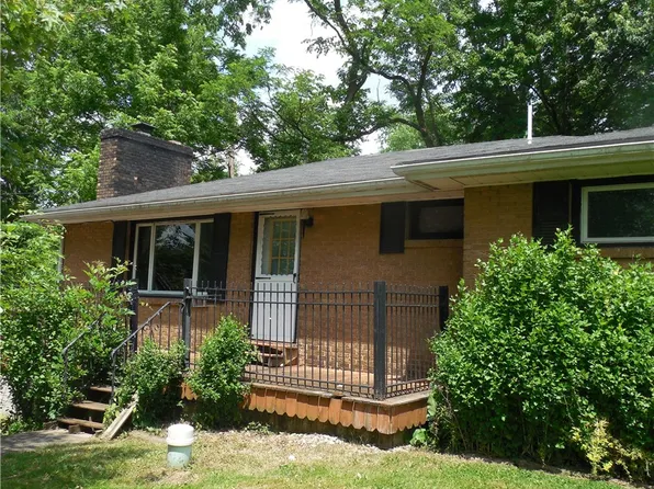 1555 Old Princeton Rd, New Castle, PA 16101