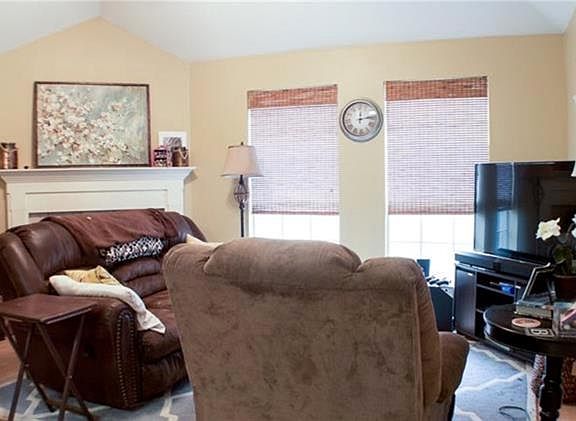 2nd image of 1313 Girod St