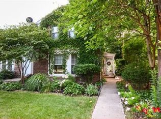 1322 Main St, Evanston, IL 60202