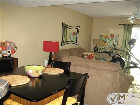 3rd image of 1305 Vermont Ct #28