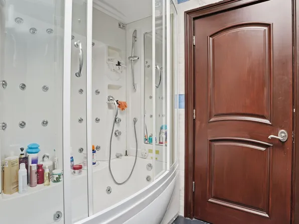 4051 Nostrand Avenue image 35 of 37