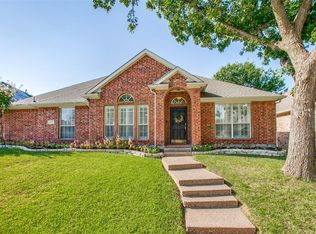 3718 White River Dr, Dallas, TX 75287