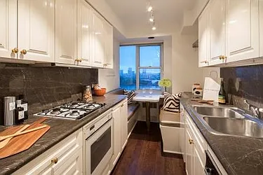 Sold by Modlin Group