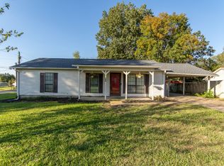 102 McBride Cv, Adamsville, TN 38310