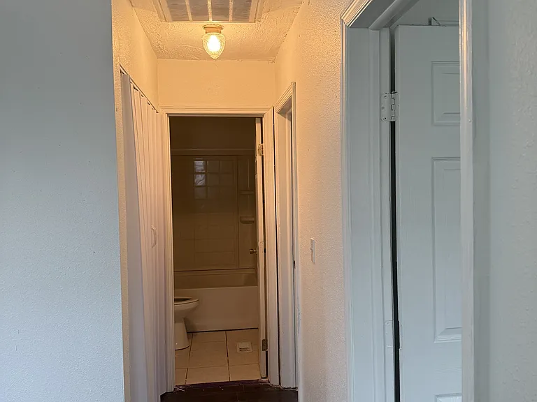 125 Kelly Ave #3 — Photo 10