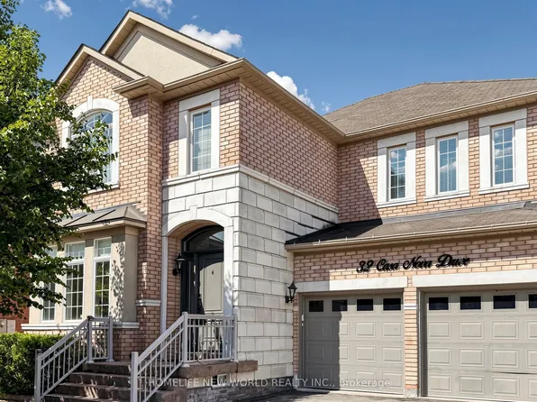 32 Casa Nova Dr, Vaughan, ON L4H 2Z9