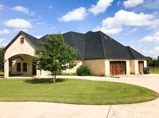 1155 Scotland Ave, Azle, TX 76020