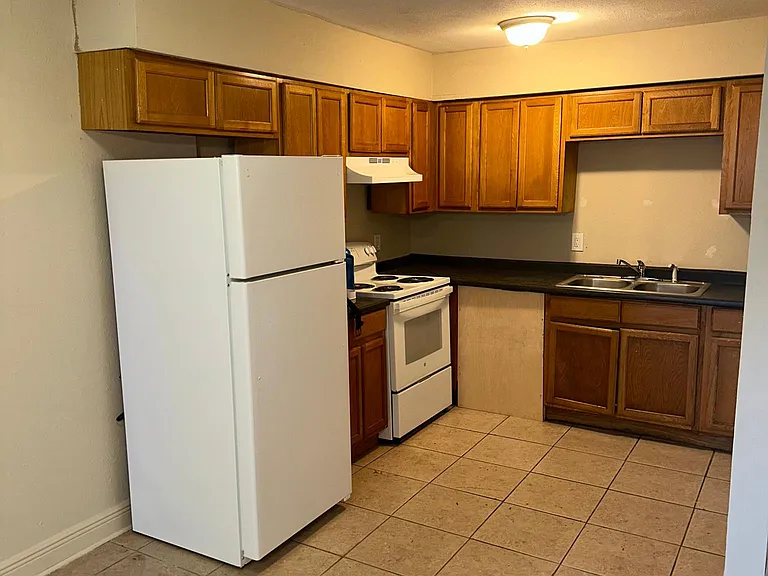 2304 Old Compton Rd #B — Photo 2