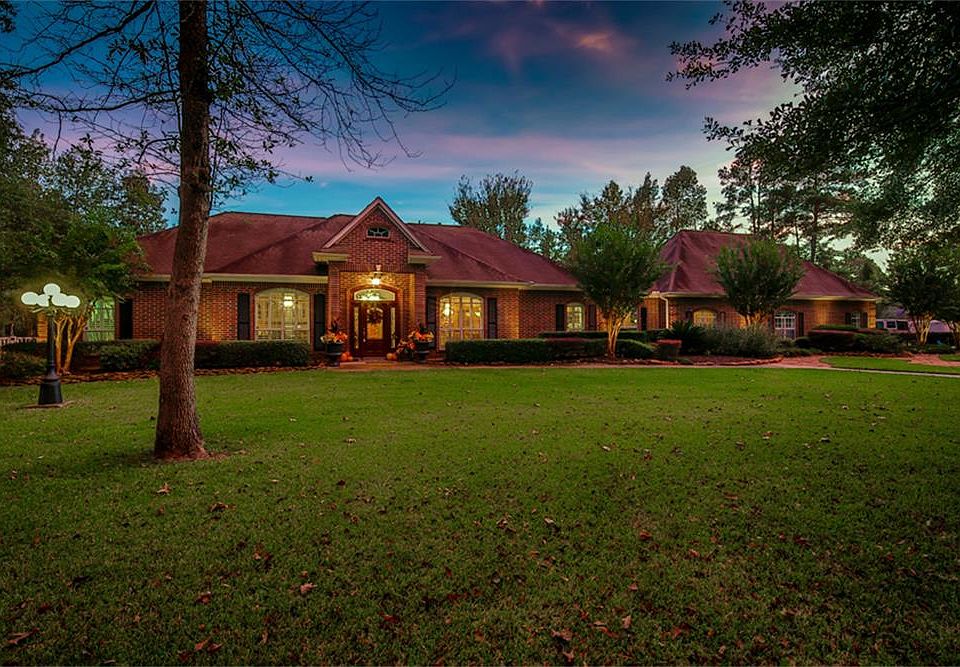 1st image of 17156 Northcrest Cir