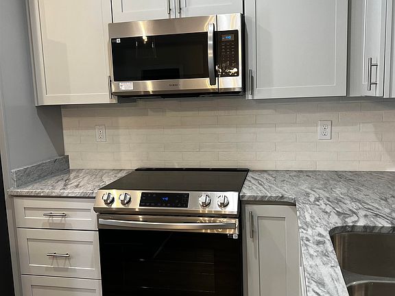4th image of 115 Getaway Ln
