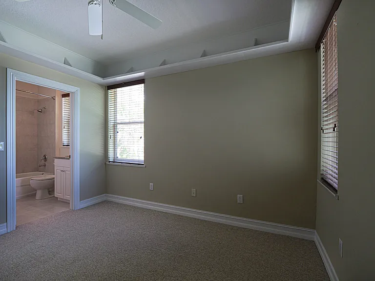 1965 Bridgepointe Cir #84 — Photo 34