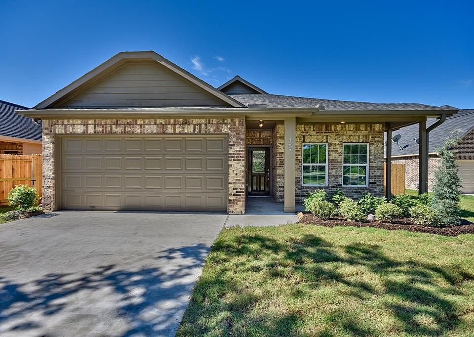 1st image of 737 High Oaks Dr
