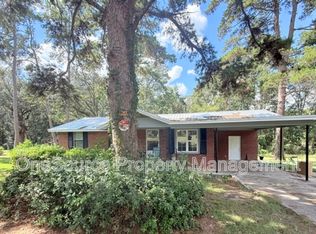 3032 Grady Rd, Tallahassee, FL 32312