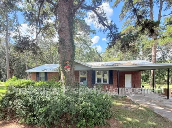 3032 Grady Rd, Tallahassee, FL 32312