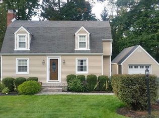 5 Putting Grn, Sparta, NJ 07871