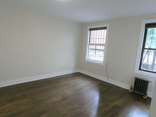 Rented by Karten Real Estate Services LLC | media 18