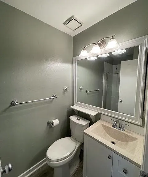 815 W Pensacola St #7 — Photo 21