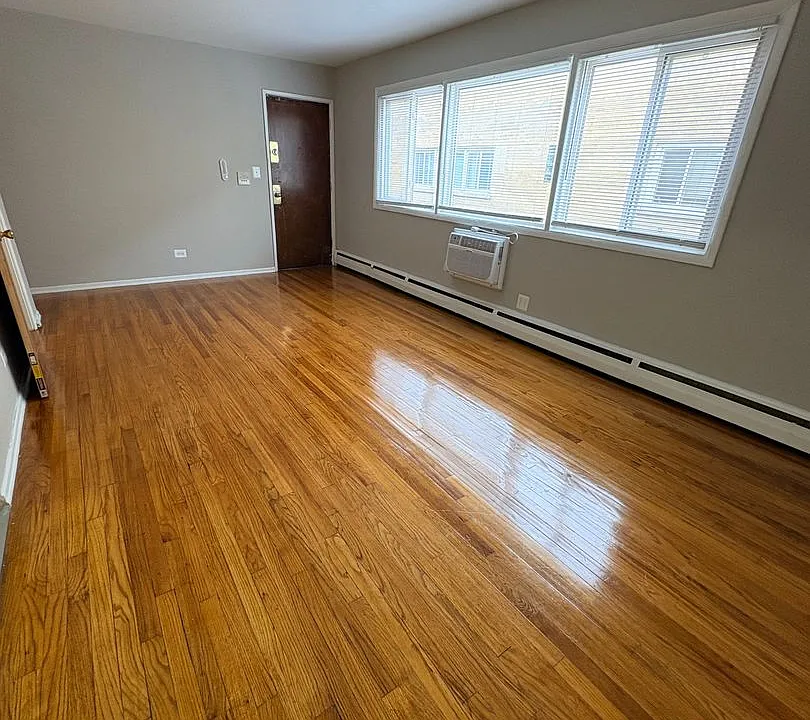 17-19 N Waller Ave