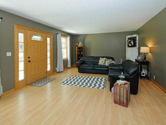 6988 Lafountaine Dr-103