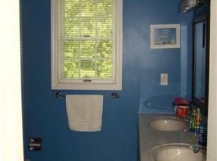 101 Poplar Dr, Morgantown, WV 26505