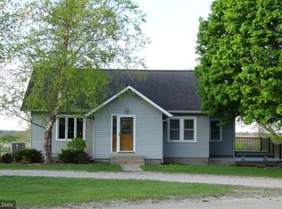 5501 70th St, Glencoe, MN 55336