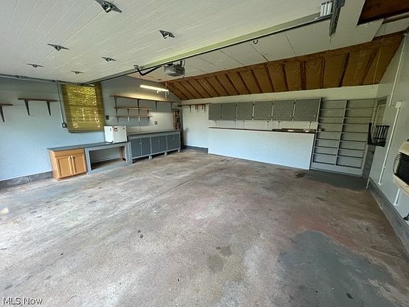 5th image of 217 Charles St