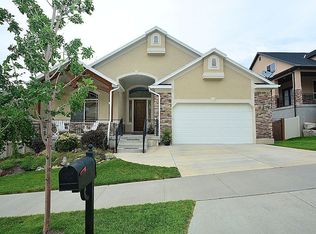 245 E Summer Leaf Dr, Draper, UT 84020