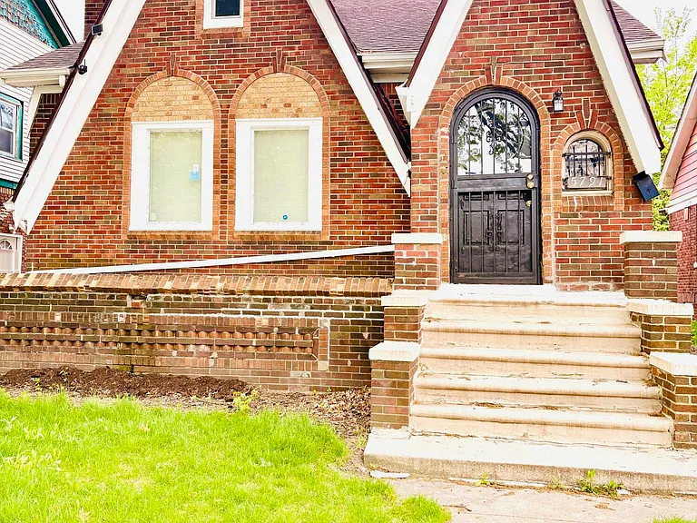 5791 Somerset Ave — Photo 1