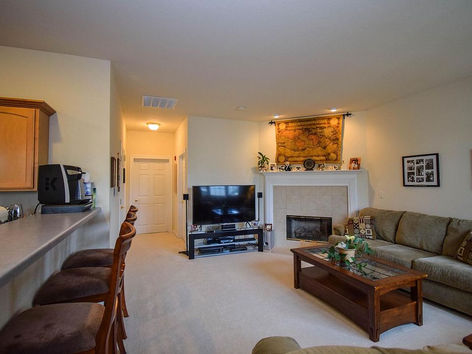 Park Place Condominium Apartments Saukville, WI Zillow