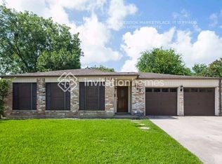 745 Academy Ln, Deer Park, TX 77536