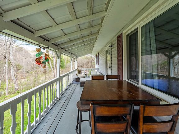 5th image of 2479 Goshen Valley Rd