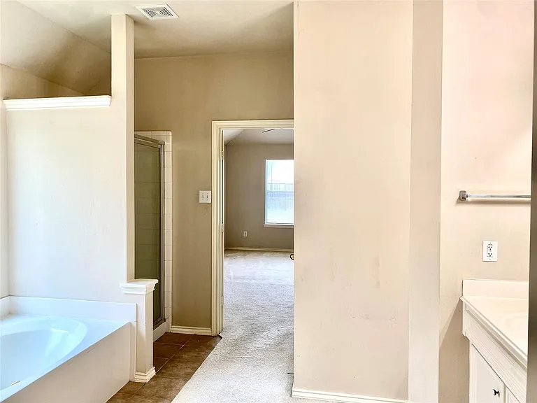 2507 Atwood Glen Ln — Photo 9
