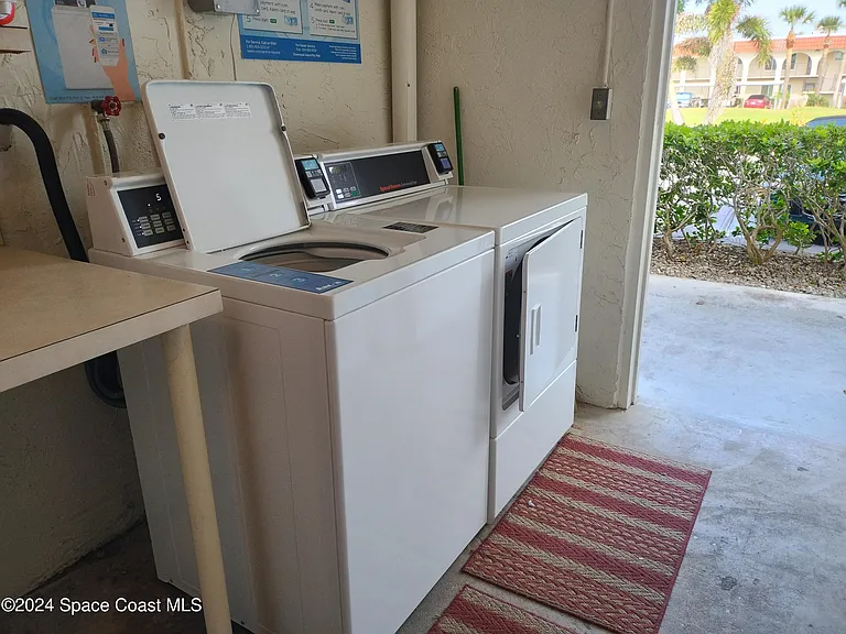 200 Saint Lucie Ln #204 — Photo 22