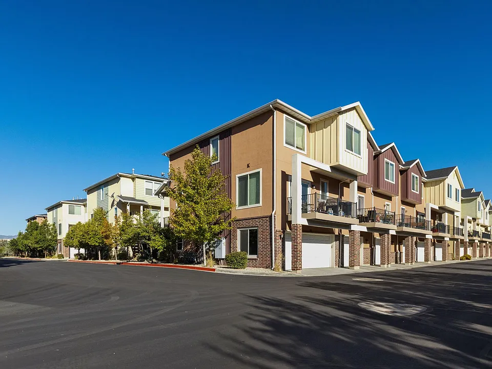 South Ridge Townhomes