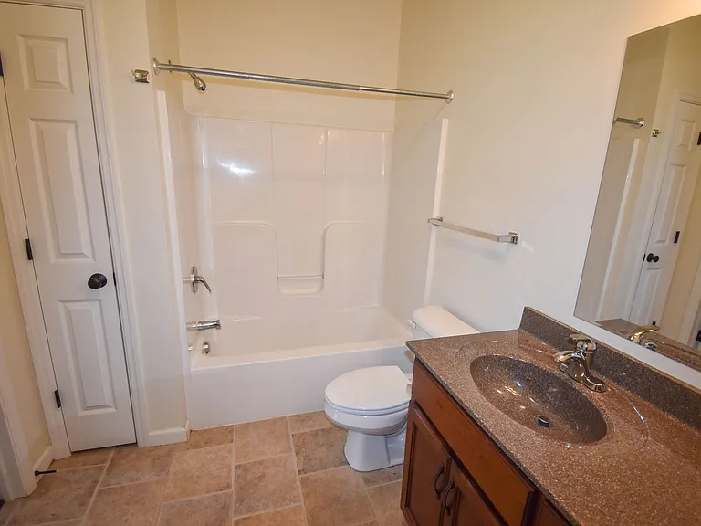 48 W Main St — Photo 21