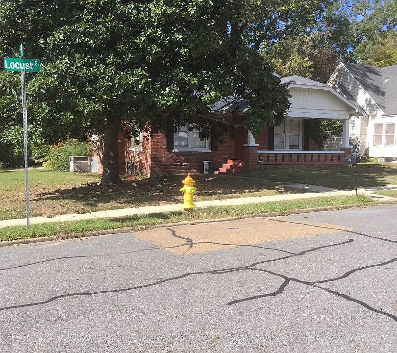 2nd image of 1701 Locust St