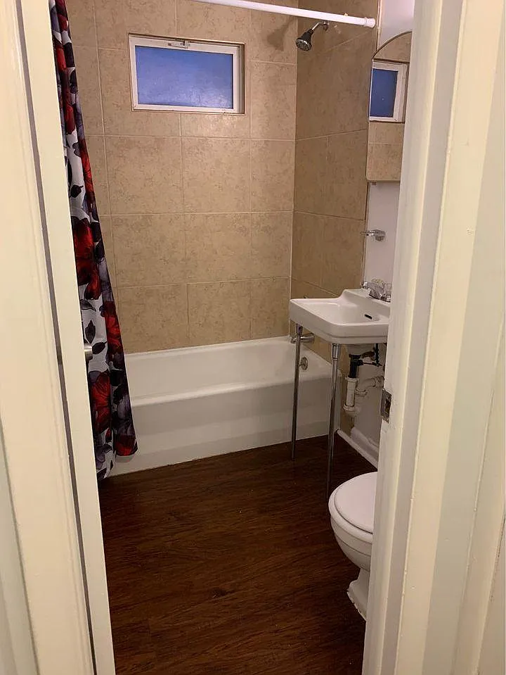 2 bed, 700 sqft, $1,795 — Photo 3
