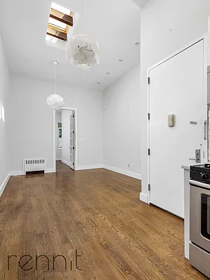 Rented by Rennit Inc. | media 24