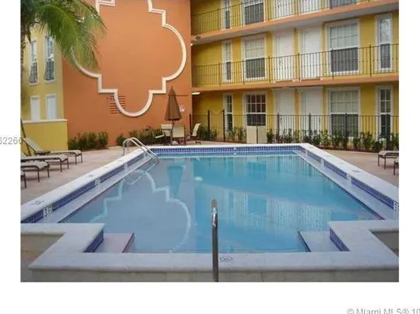 3245 Virginia St APT 43, Miami, FL 33133